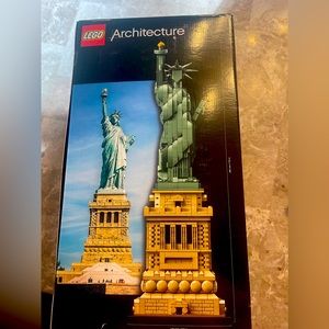 Lego Architecture Statue of Liberty